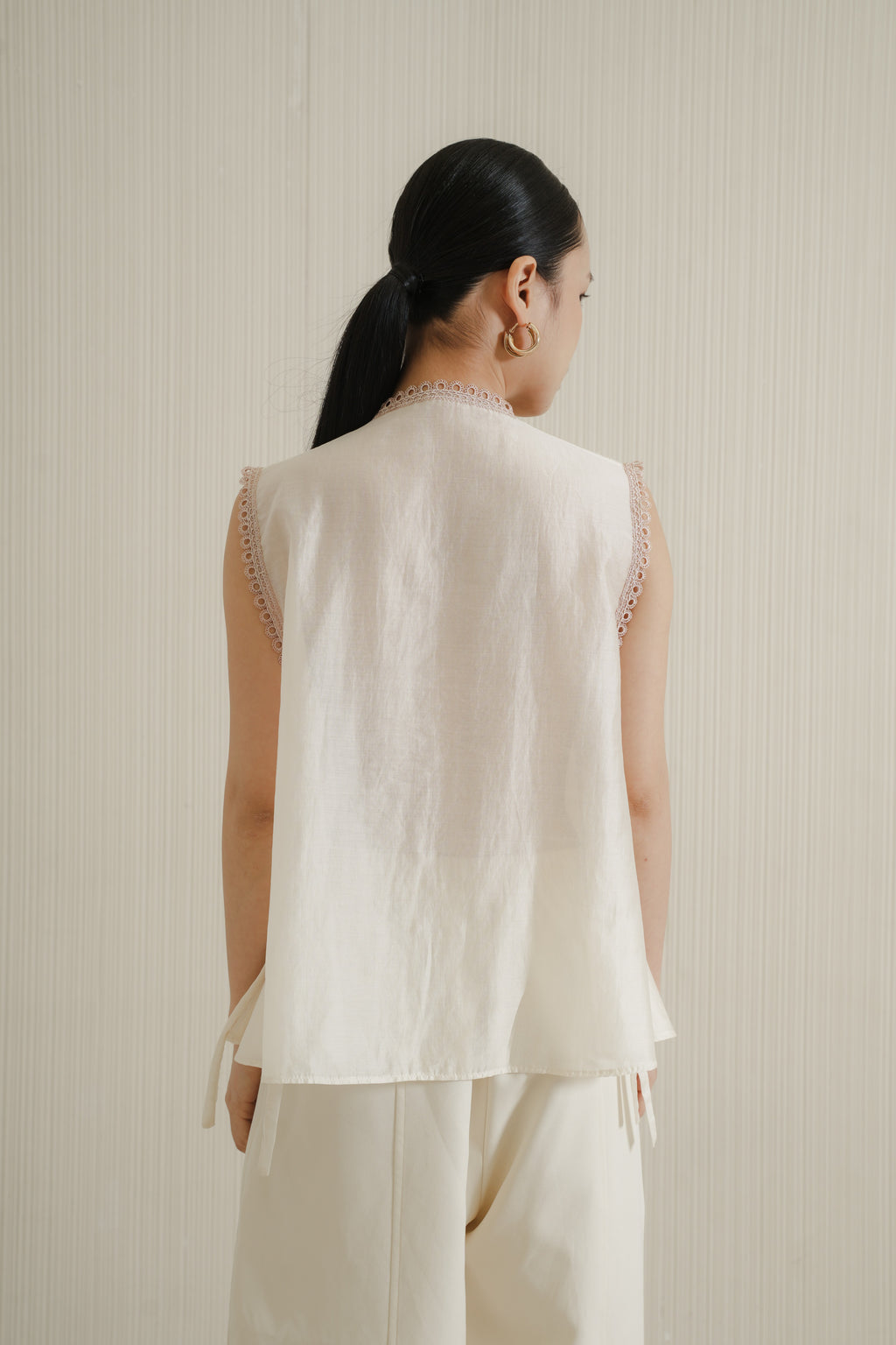 Anjana Vest