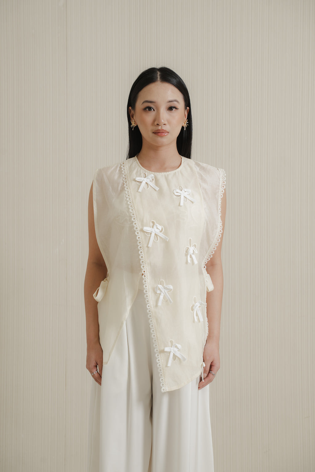 Amelie Vest