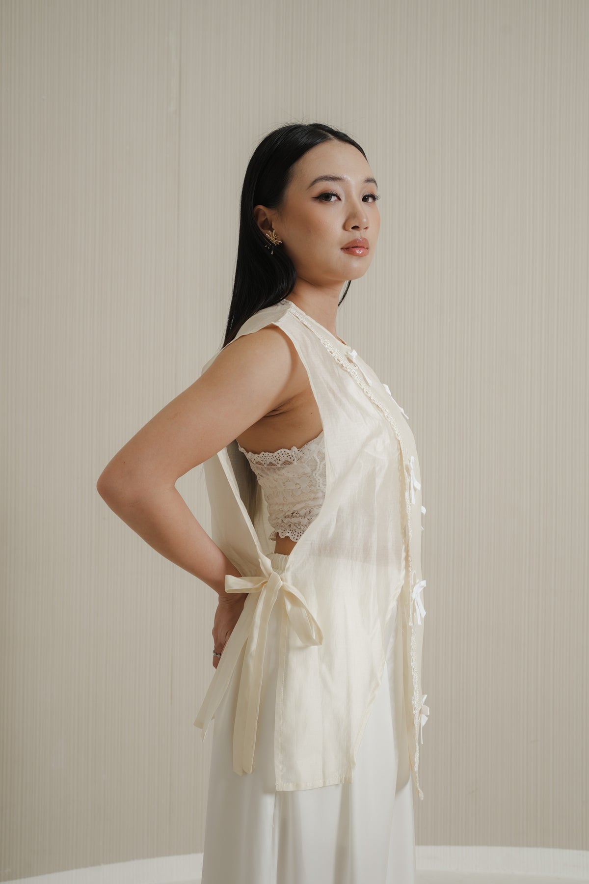 Amelie Vest