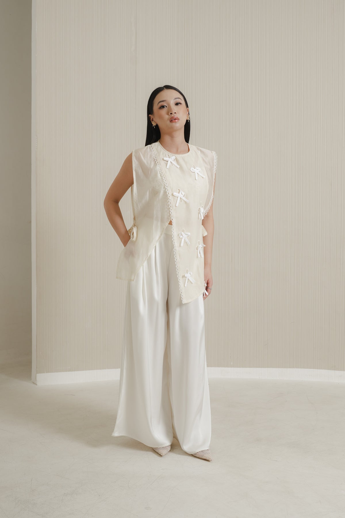 Amelie Vest