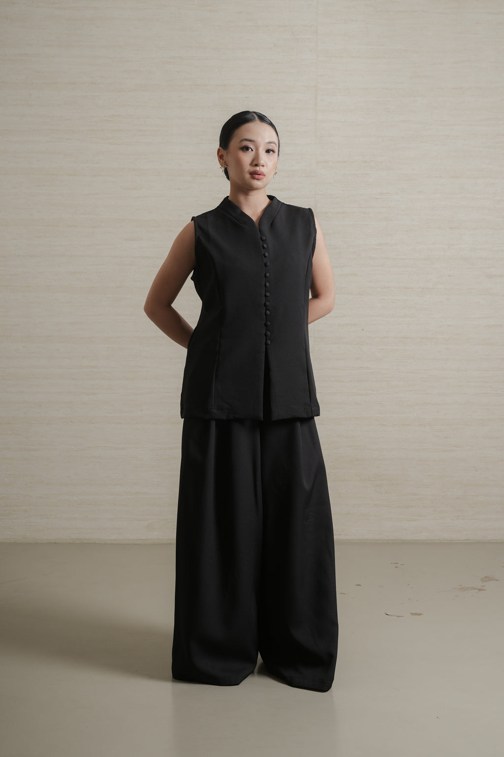 Nara Vest