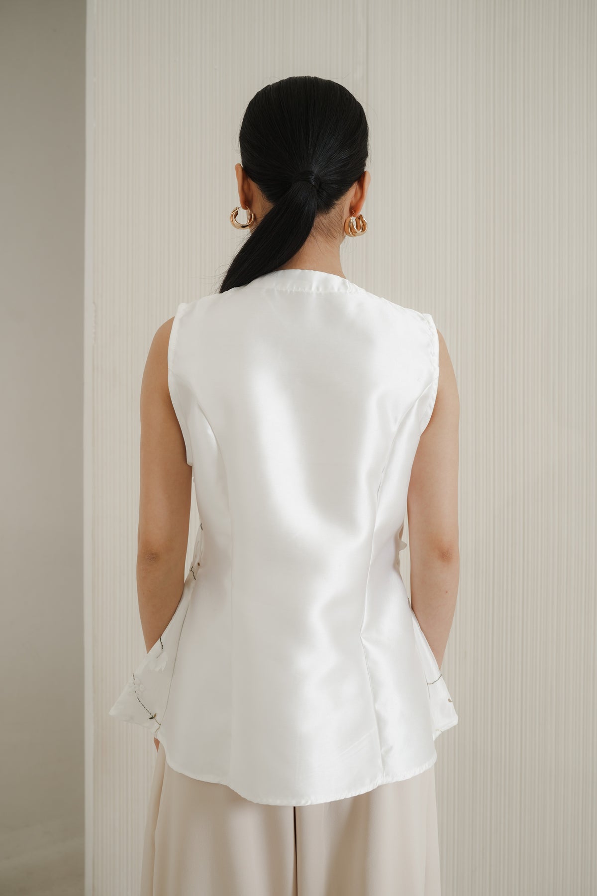 Sheena Vest
