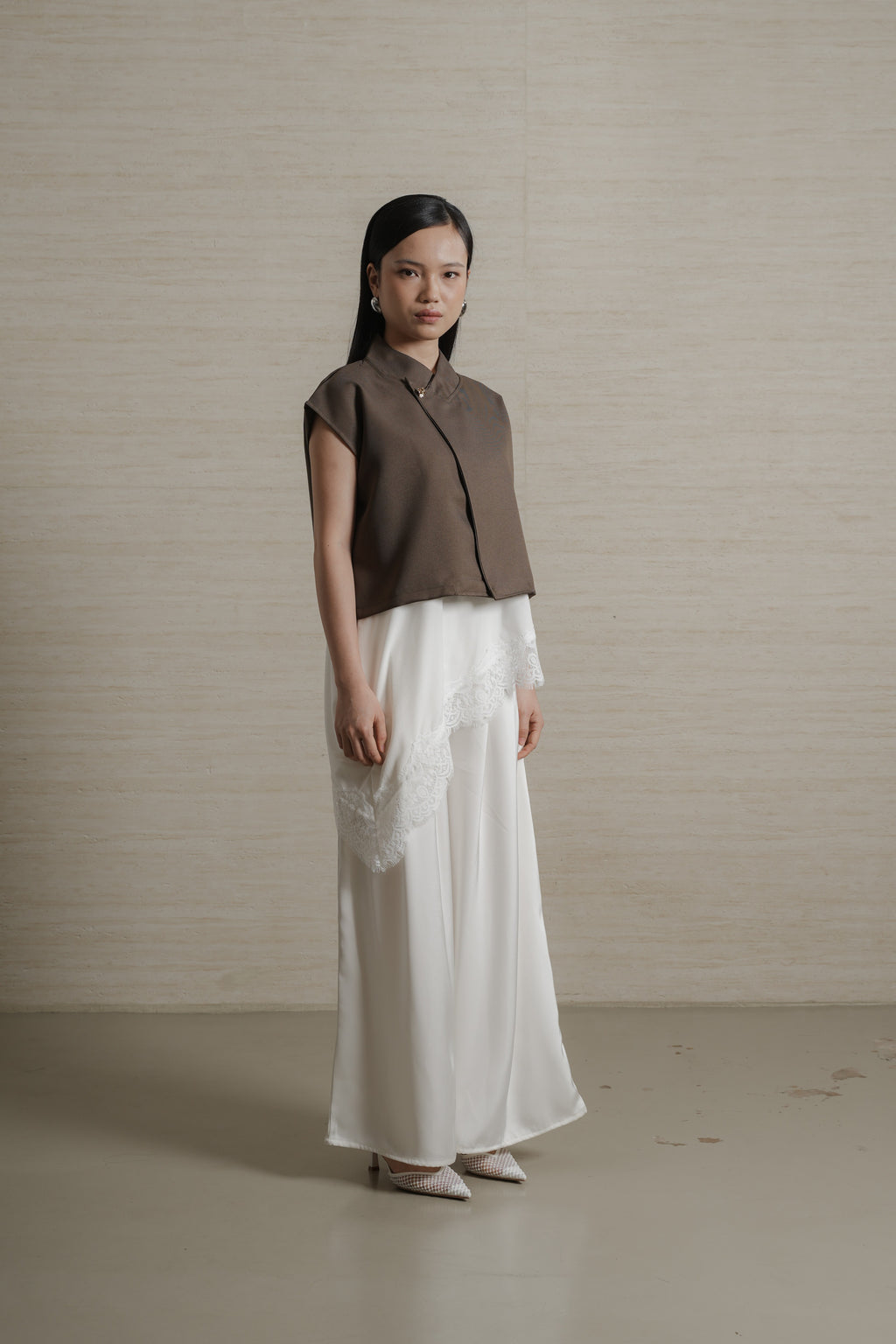 Arunika Vest