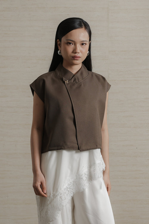 Arunika Vest