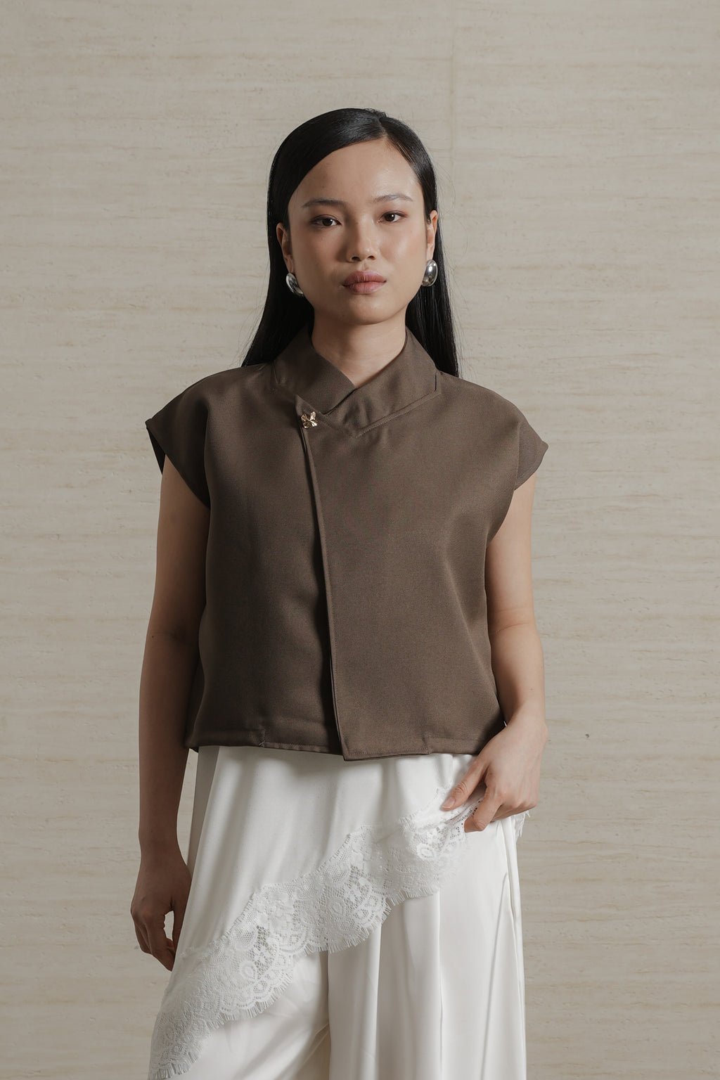 Arunika Vest