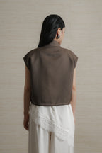 Arunika Vest