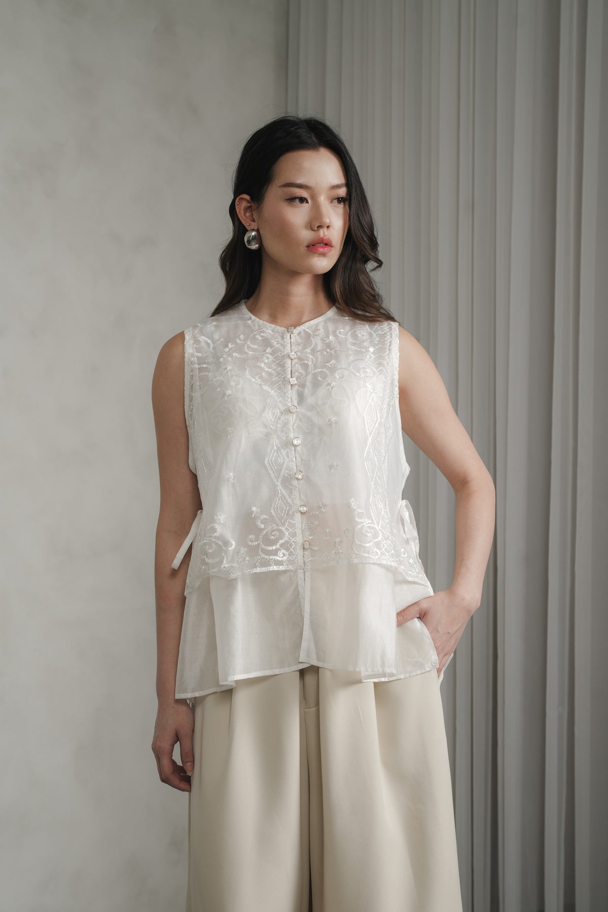 Haleza Vest