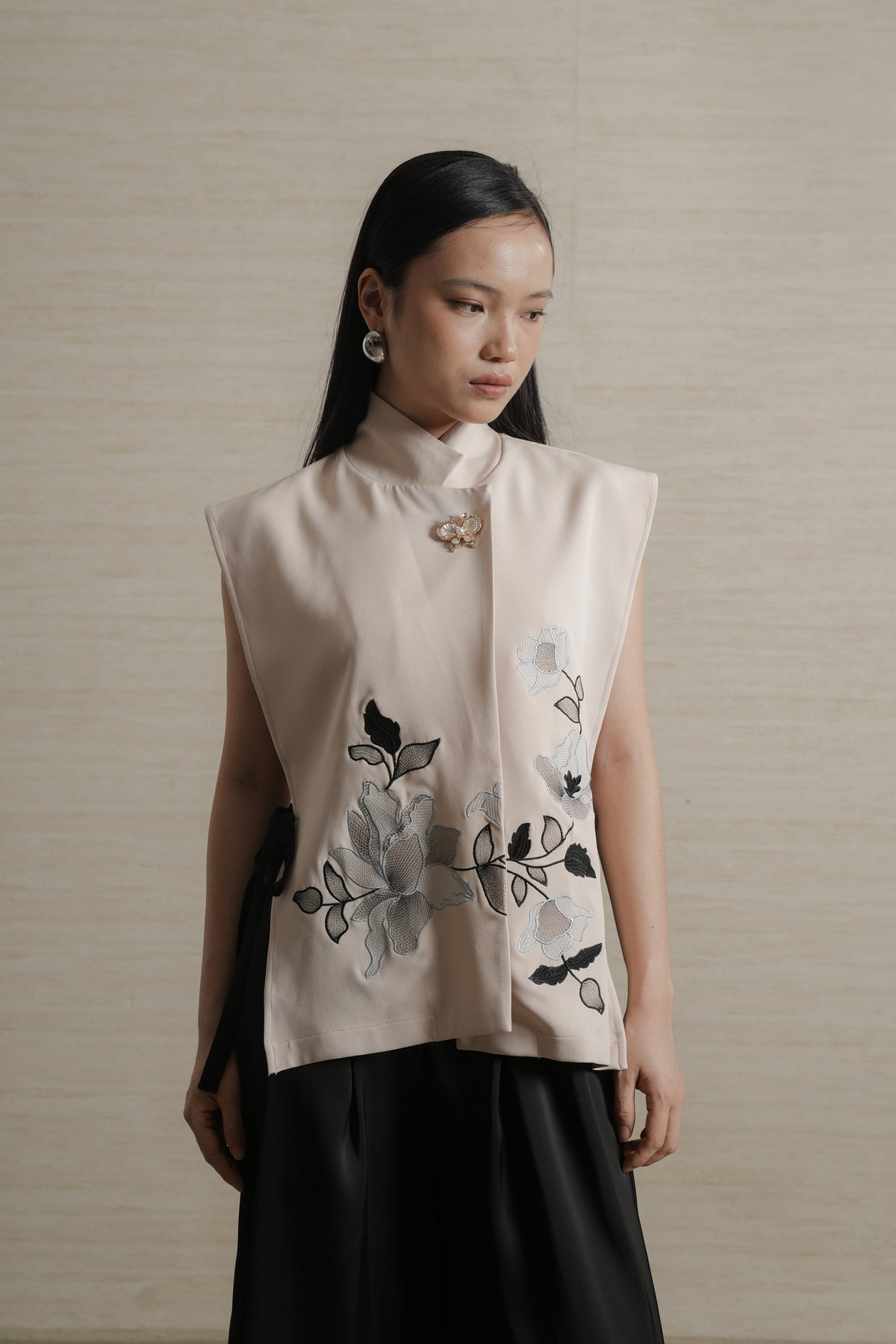 Viola Vest