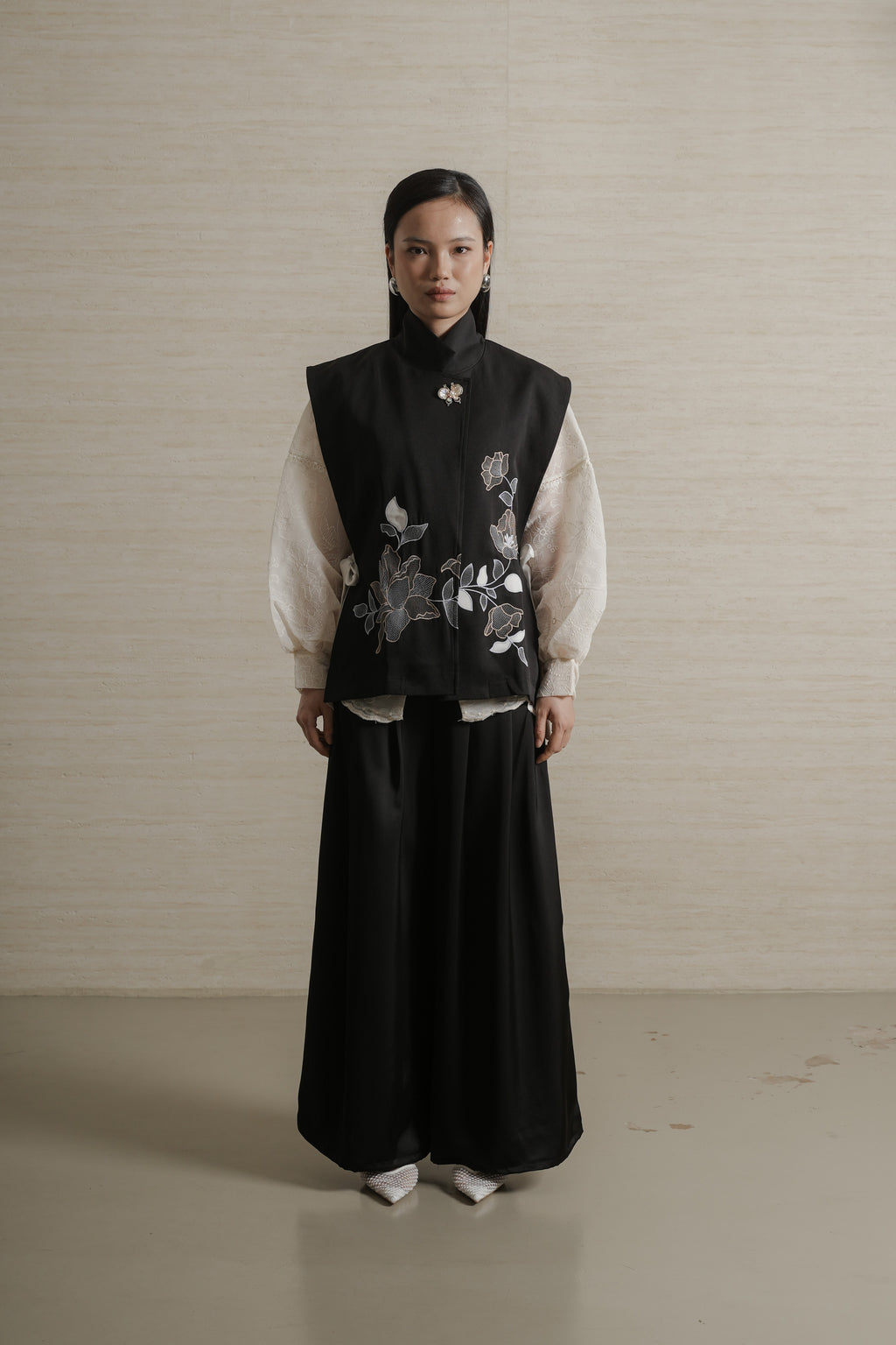 Viola Vest