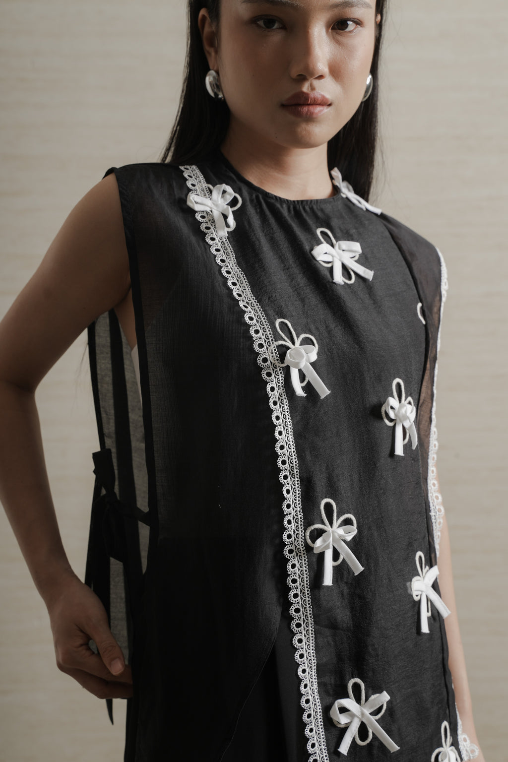 Amelie Vest