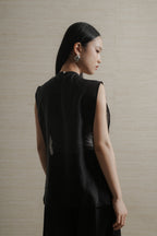 Amelie Vest