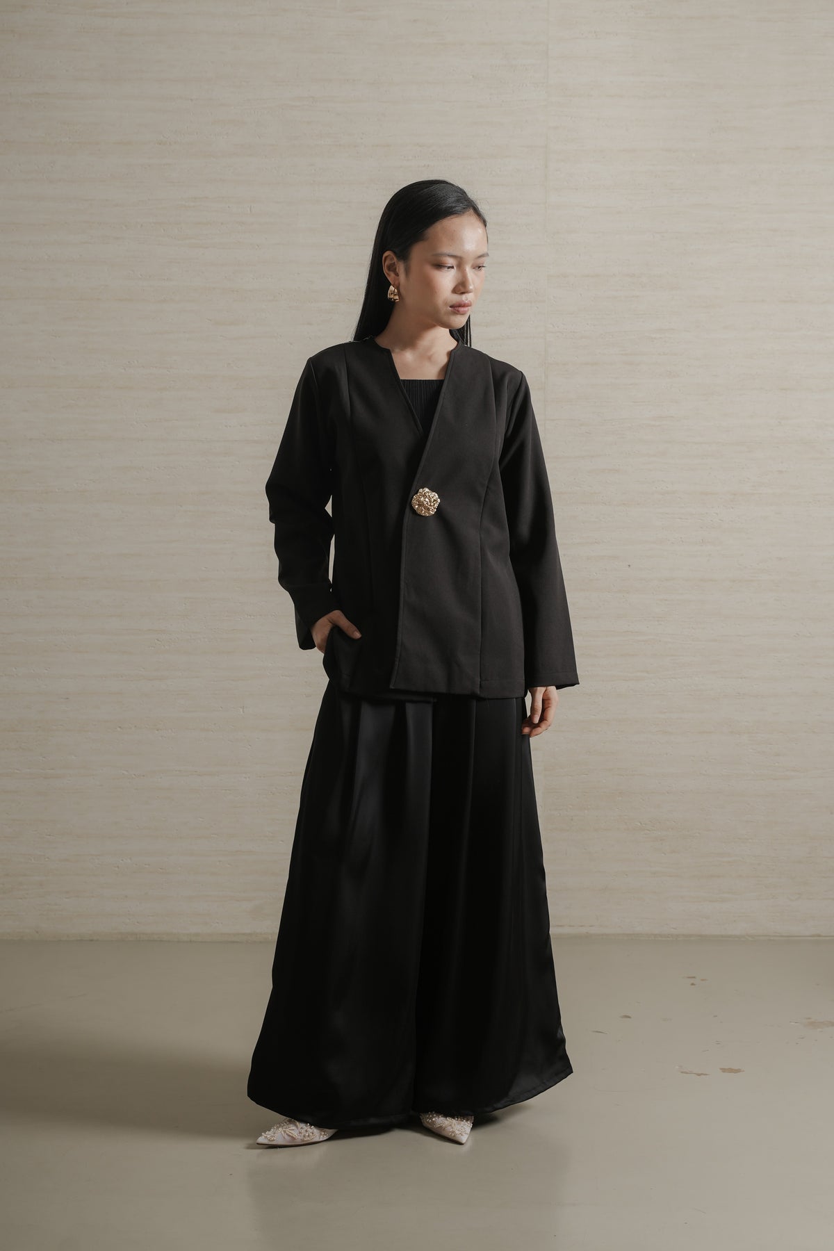 Elea Blazer
