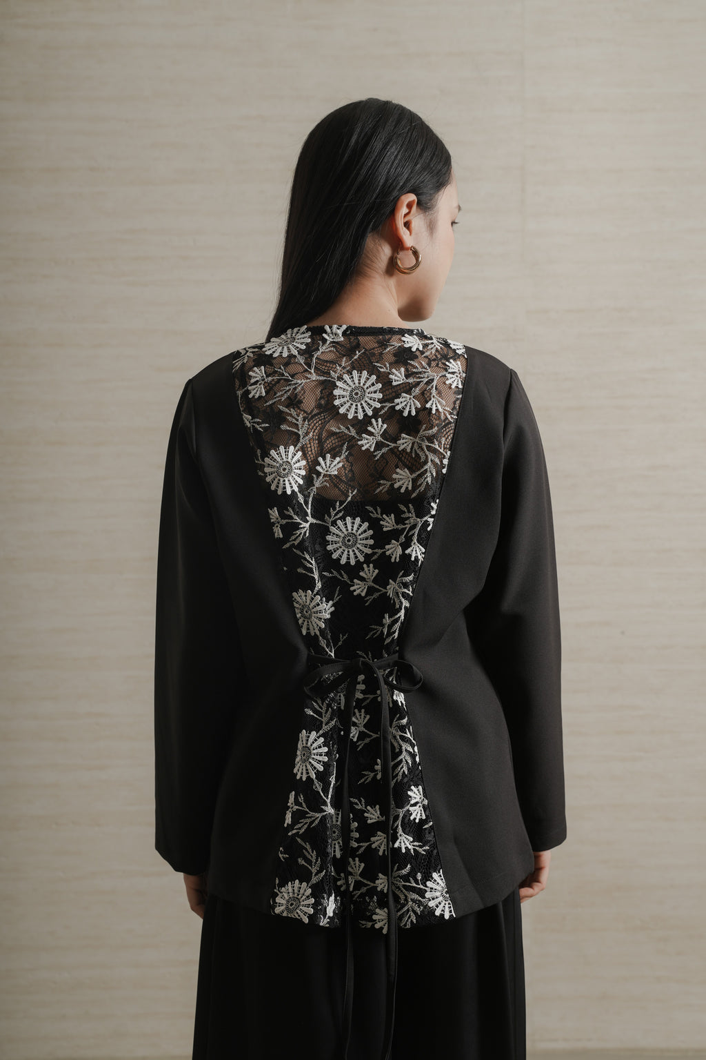 Elea Blazer