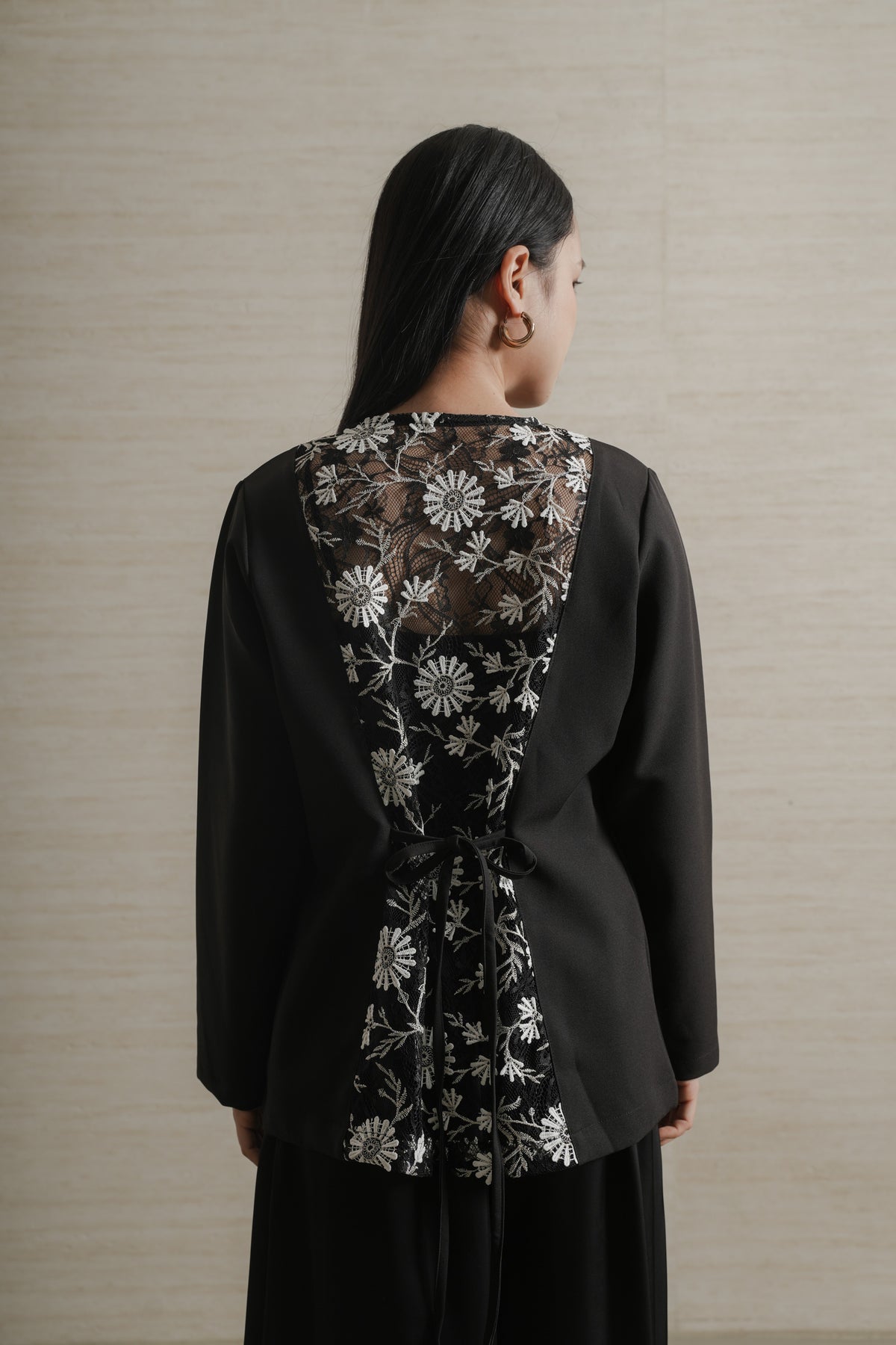 Elea Blazer
