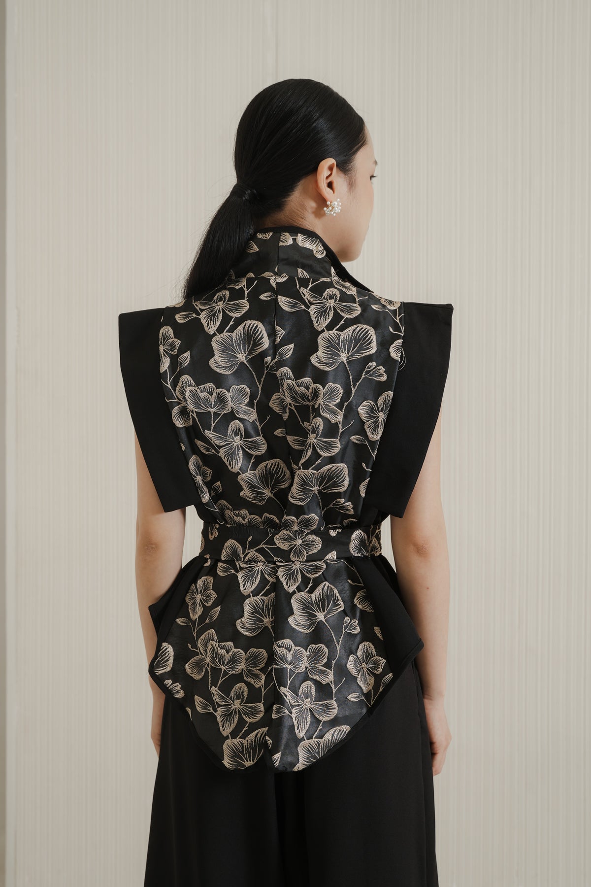 Agni Vest
